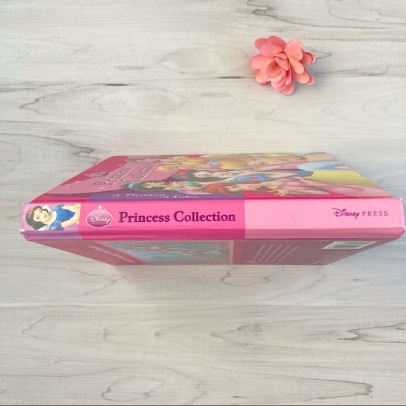 🌸3/$30🌸 Disney Princess Collection Book 👑💗 - Picture 8 of 9
